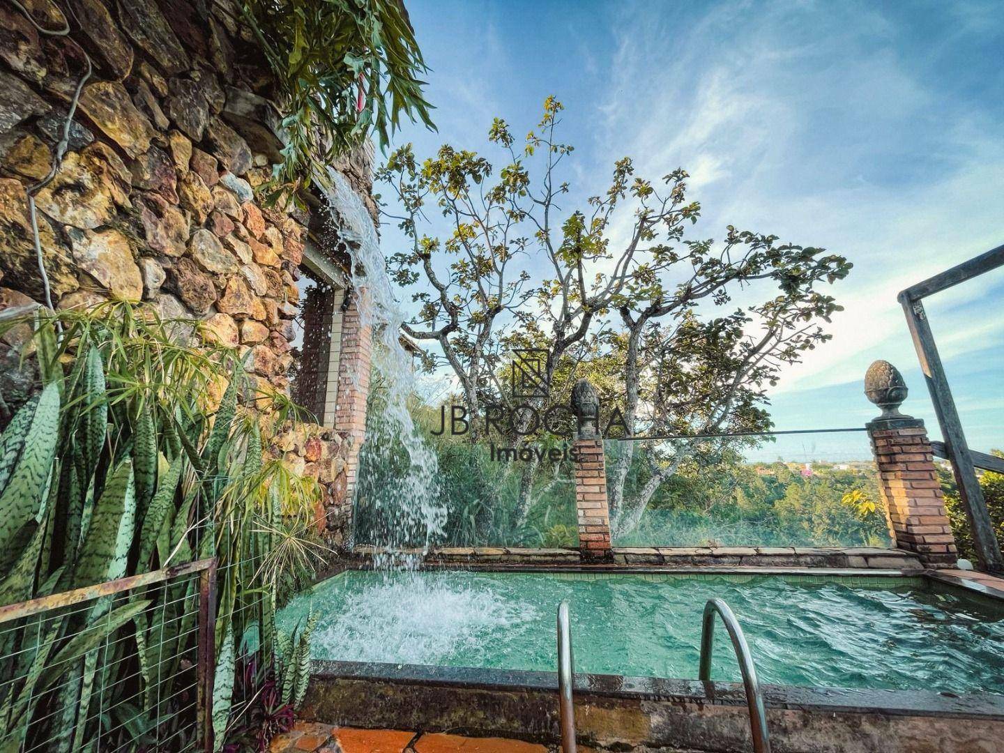 Casa de Condomínio para alugar com 3 quartos, 240m² - Foto 8