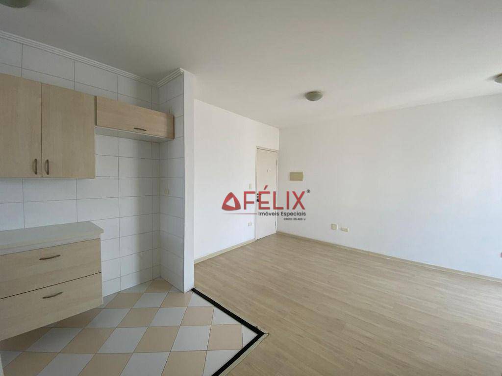 Apartamento à venda com 2 quartos, 63m² - Foto 3