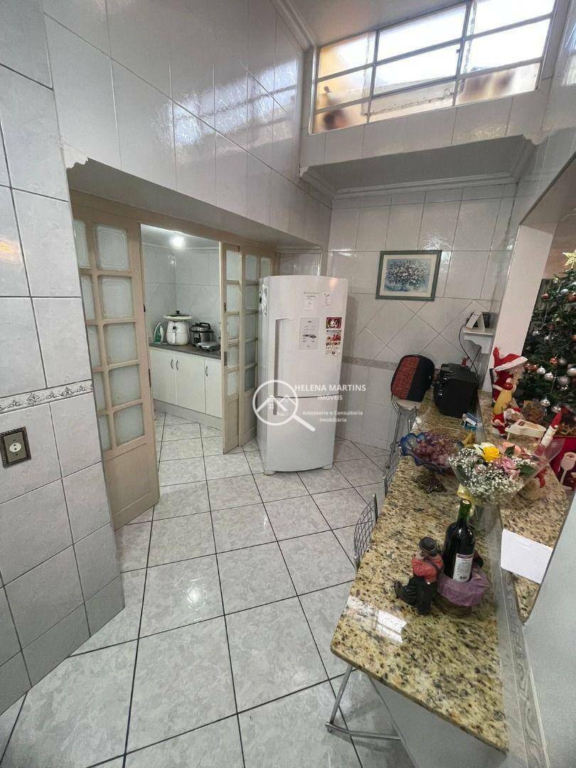 Sobrado à venda com 3 quartos, 229m² - Foto 23
