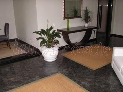 Apartamento para alugar com 3 quartos, 101m² - Foto 10