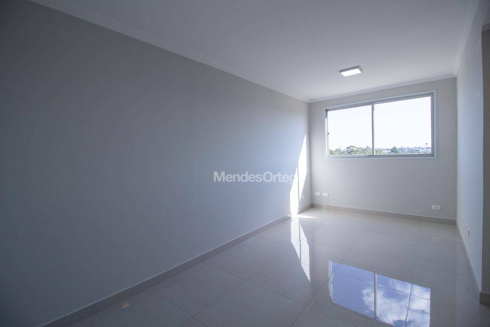 Apartamento à venda com 3 quartos, 70m² - Foto 1