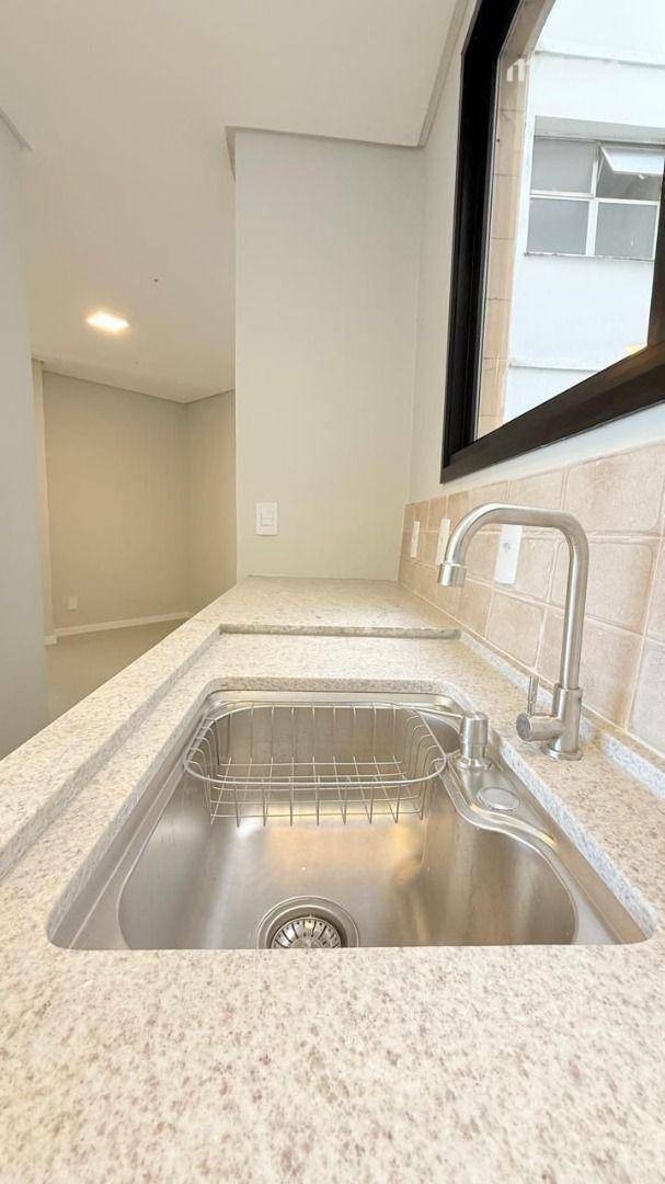 Apartamento à venda com 3 quartos, 140m² - Foto 24