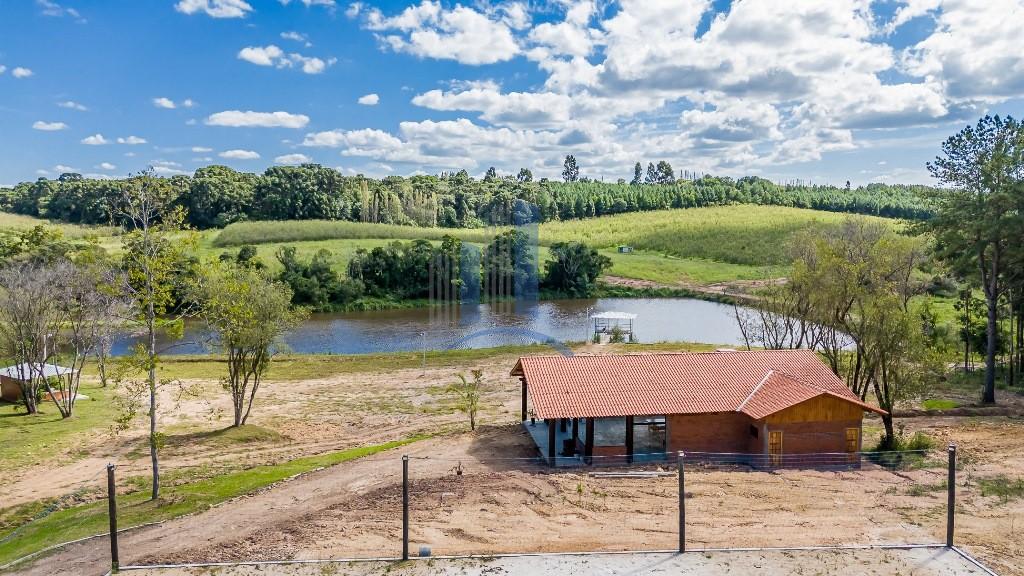 Casa à venda com 4 quartos, 200m² - Foto 51