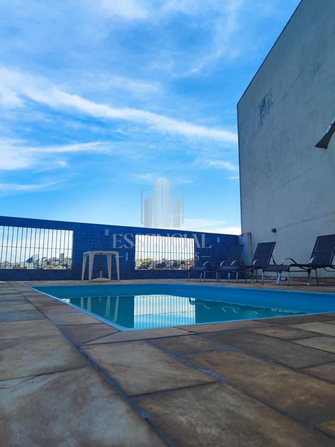 Apartamento à venda com 2 quartos, 70m² - Foto 2