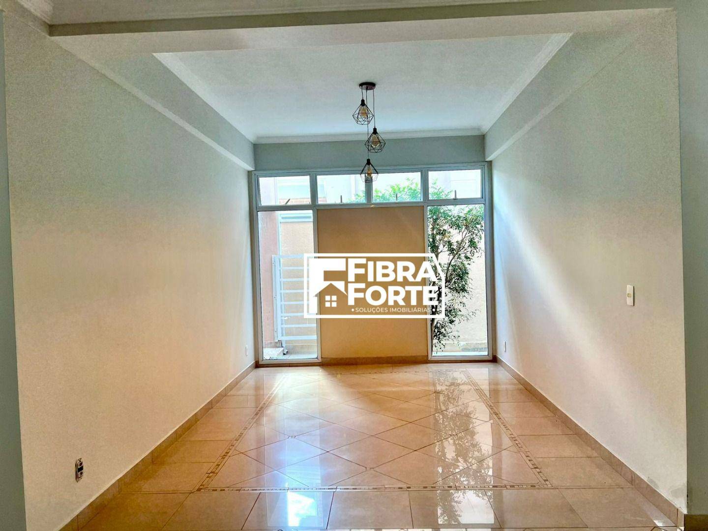 Casa de Condomínio para alugar com 4 quartos, 397m² - Foto 3