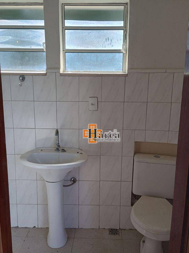 Casa para alugar com 3 quartos, 325m² - Foto 63
