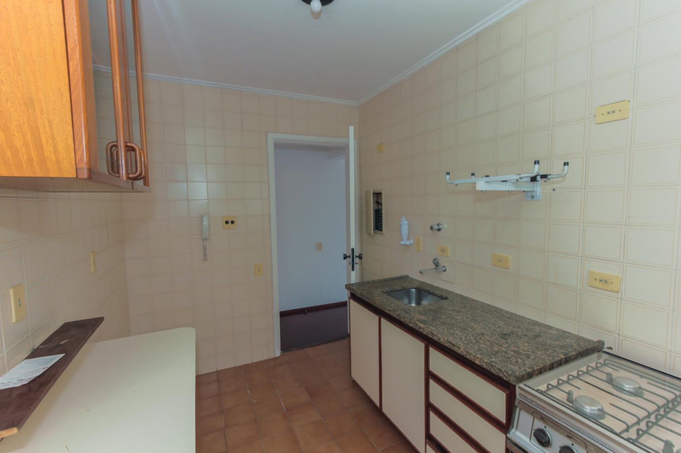 Apartamento para alugar com 2 quartos, 65m² - Foto 18