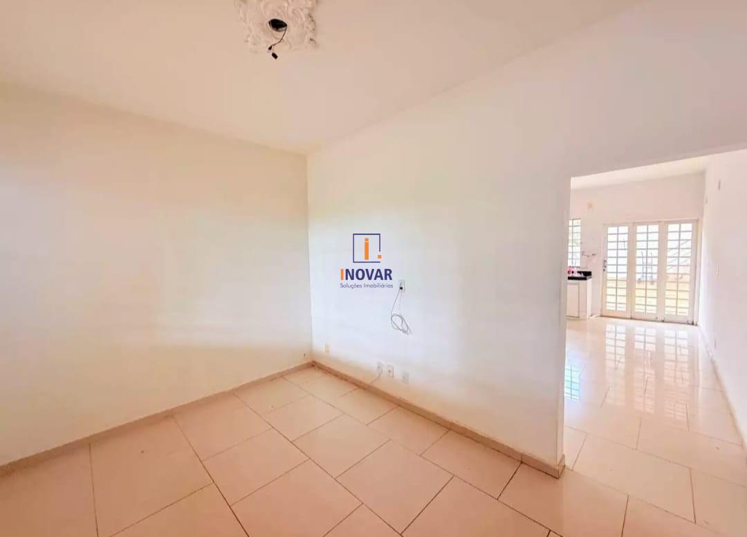 Casa à venda com 3 quartos, 360m² - Foto 3