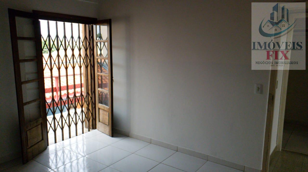 Casa à venda com 5 quartos, 322m² - Foto 14