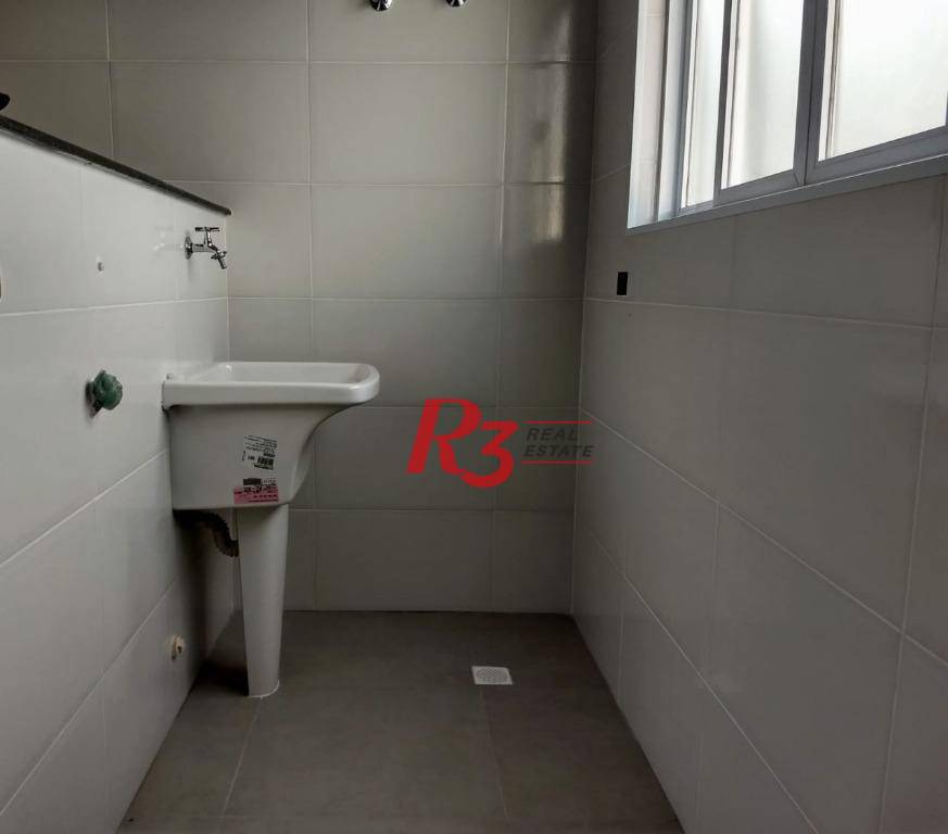 Casa à venda com 2 quartos, 61m² - Foto 2