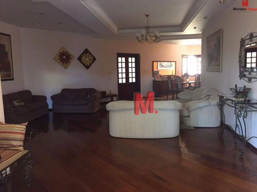 Casa à venda e aluguel com 3 quartos, 460m² - Foto 5