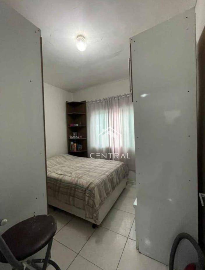 Casa à venda com 2 quartos, 79m² - Foto 6
