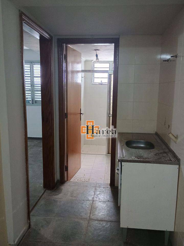 Casa para alugar com 3 quartos, 325m² - Foto 59