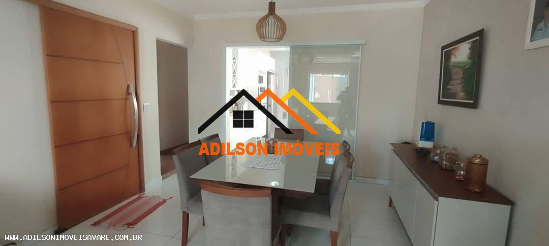 Casa à venda com 3 quartos, 250m² - Foto 5