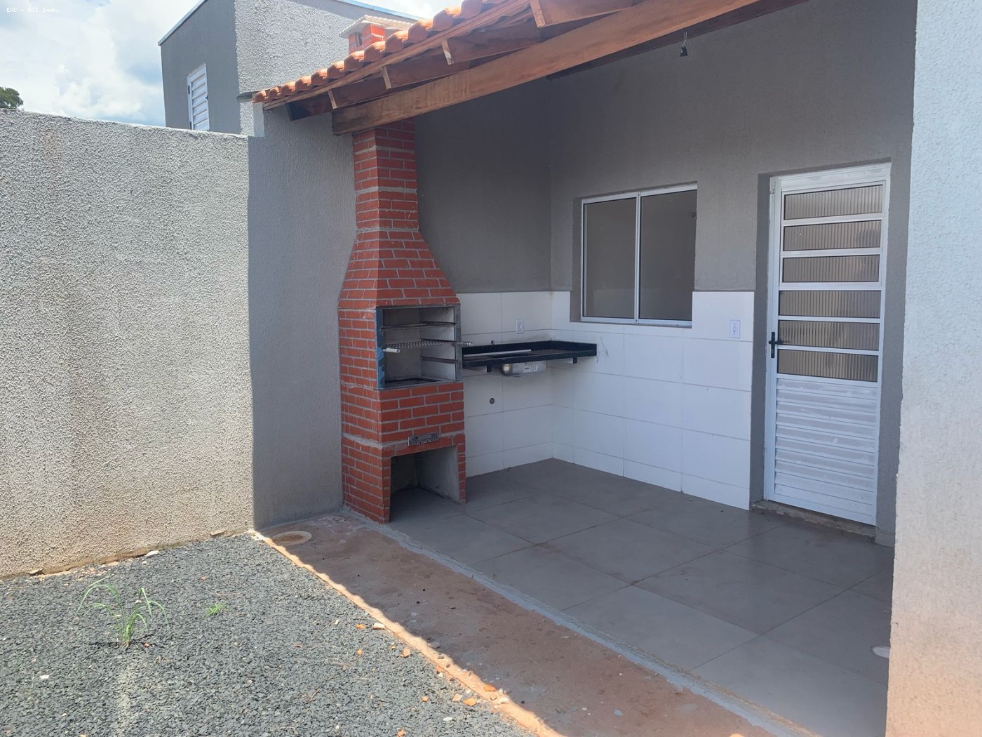 Casa à venda com 2 quartos, 67m² - Foto 6