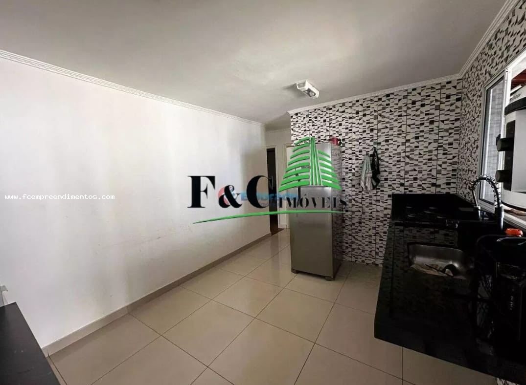 Casa à venda com 3 quartos, 200m² - Foto 17