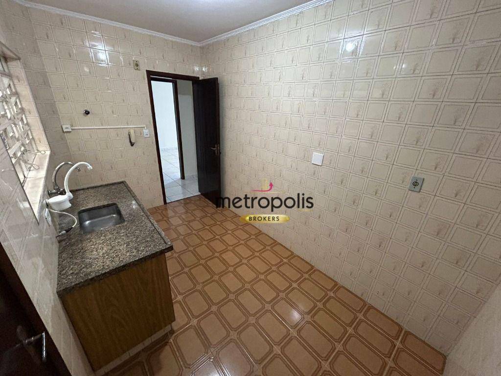 Apartamento para alugar com 2 quartos, 75m² - Foto 7