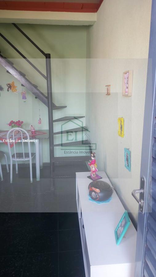 Casa à venda com 2 quartos, 65m² - Foto 13