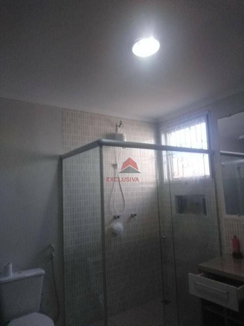 Casa para alugar com 3 quartos, 200m² - Foto 18