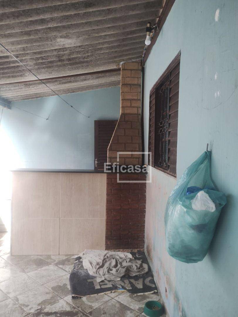 Casa à venda com 2 quartos, 170m² - Foto 7
