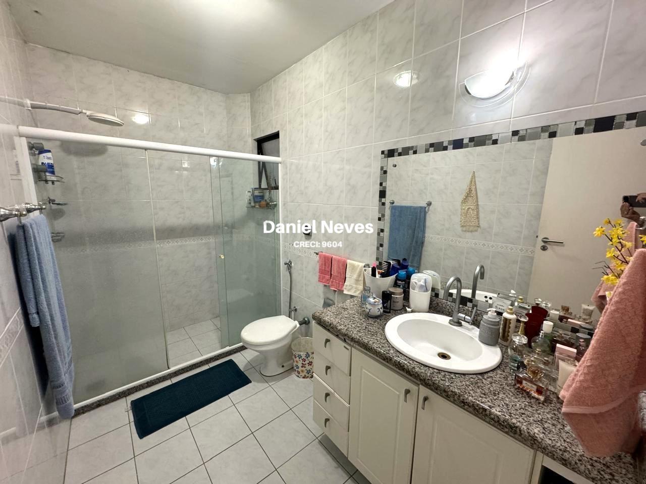 Casa à venda com 4 quartos, 480m² - Foto 16