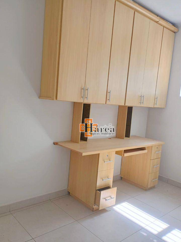 Casa para alugar com 3 quartos, 325m² - Foto 14