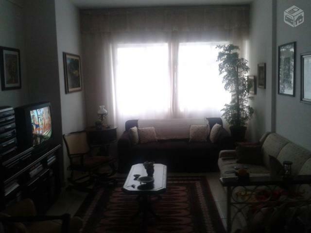 Apartamento à venda com 3 quartos, 130m² - Foto 2