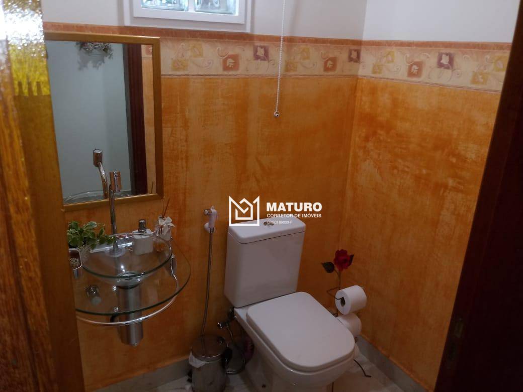 Casa à venda com 3 quartos, 195m² - Foto 13