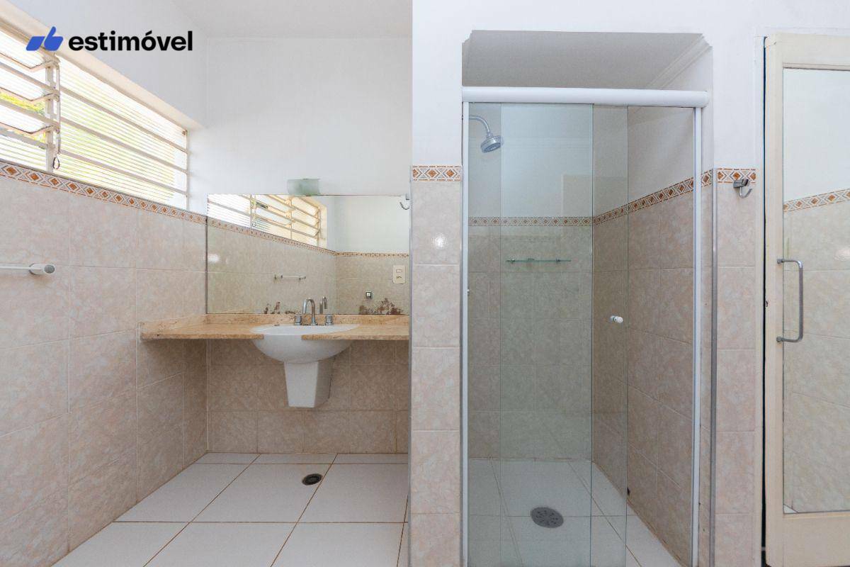Casa à venda com 3 quartos, 384m² - Foto 15