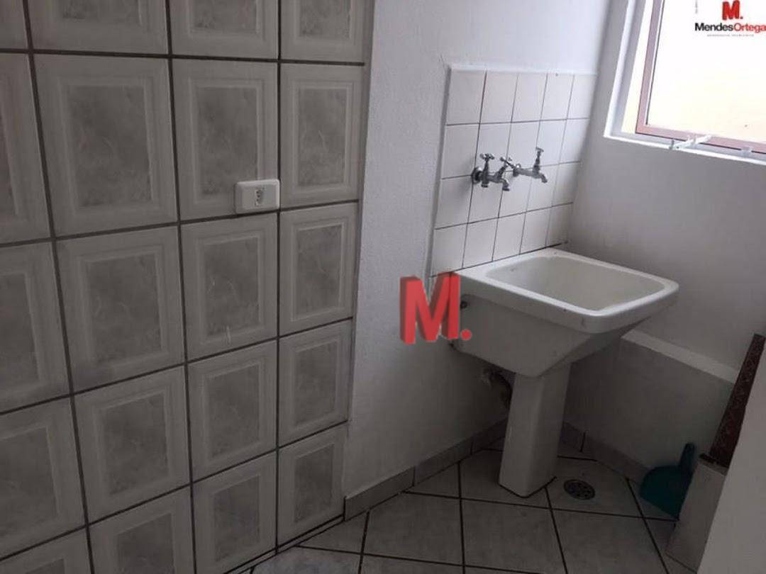 Apartamento à venda com 2 quartos, 58m² - Foto 4