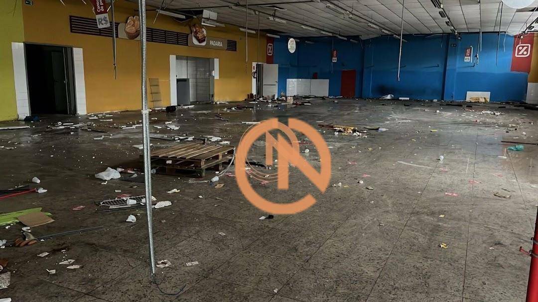 Loja-Salão para alugar, 697m² - Foto 4