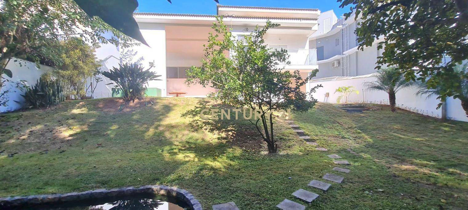 Casa de Condomínio para alugar com 3 quartos, 335m² - Foto 35