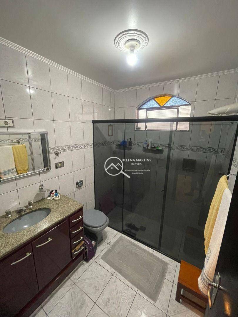 Sobrado à venda com 3 quartos, 229m² - Foto 17