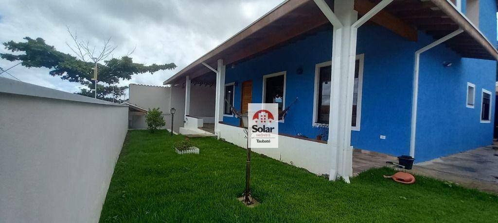 Casa à venda com 3 quartos, 274m² - Foto 1