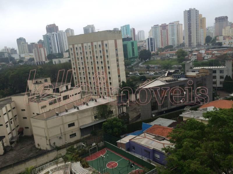 Apartamento para alugar com 3 quartos, 130m² - Foto 4