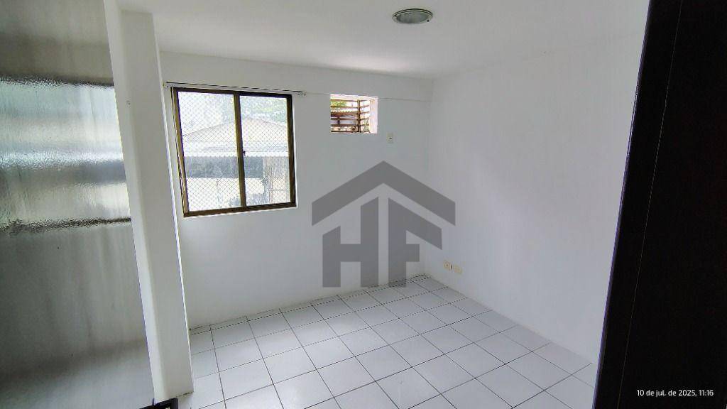 Apartamento à venda com 3 quartos, 75m² - Foto 10
