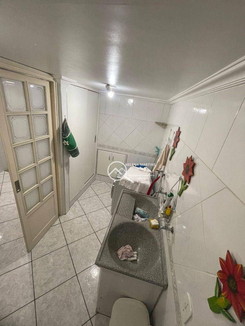 Sobrado à venda com 3 quartos, 229m² - Foto 12