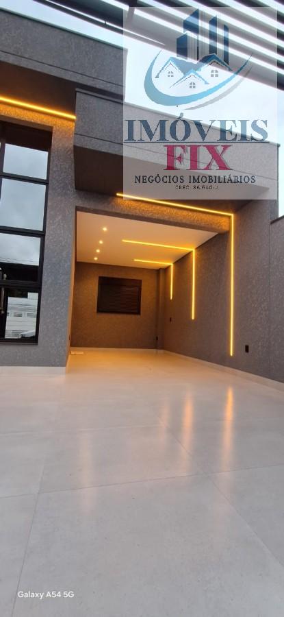 Casa à venda com 3 quartos, 125m² - Foto 2