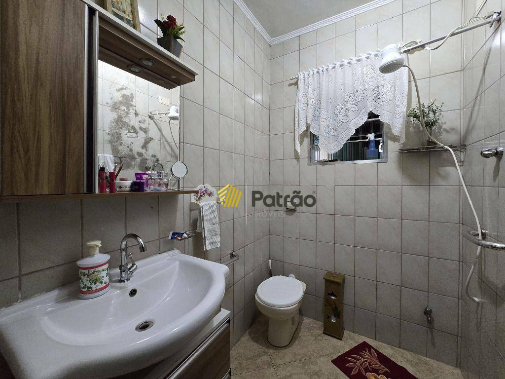 Sobrado à venda com 3 quartos, 200m² - Foto 24