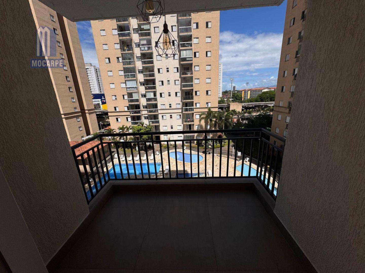 Apartamento à venda com 3 quartos, 69m² - Foto 2