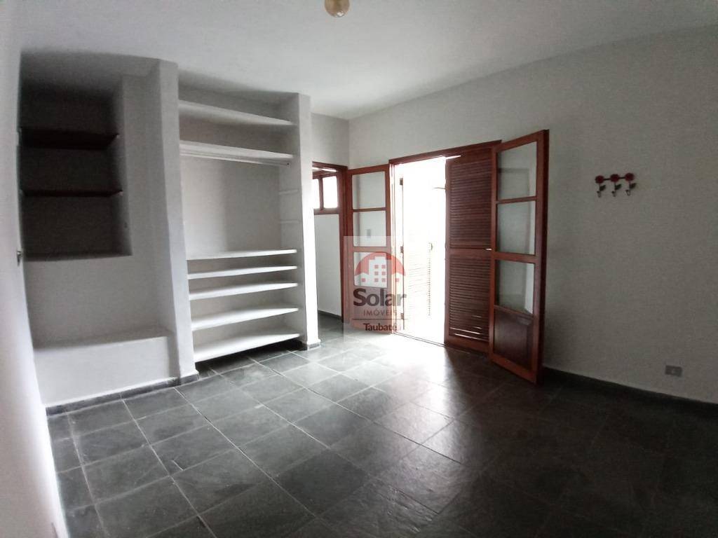 Casa para alugar com 4 quartos, 221m² - Foto 21