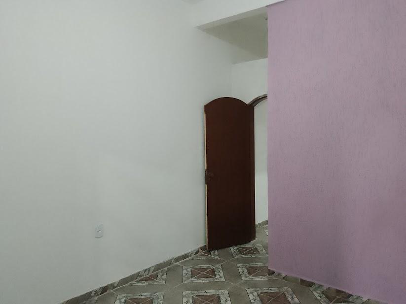 Casa para alugar com 1 quarto, 50m² - Foto 5