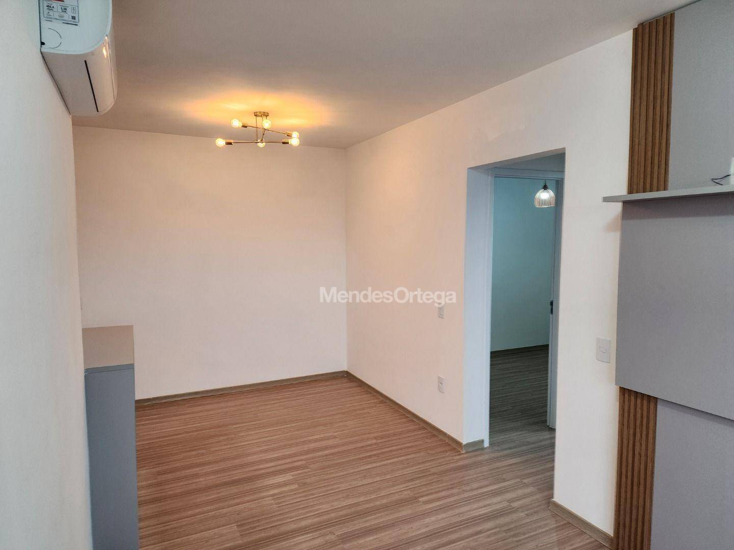 Apartamento para alugar com 2 quartos, 63m² - Foto 13