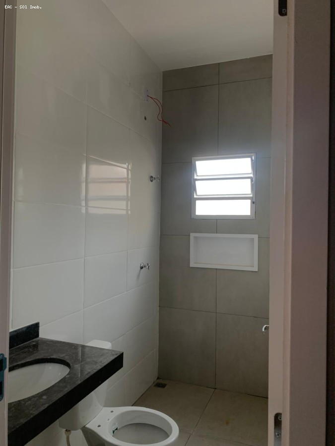 Casa à venda com 2 quartos, 67m² - Foto 14