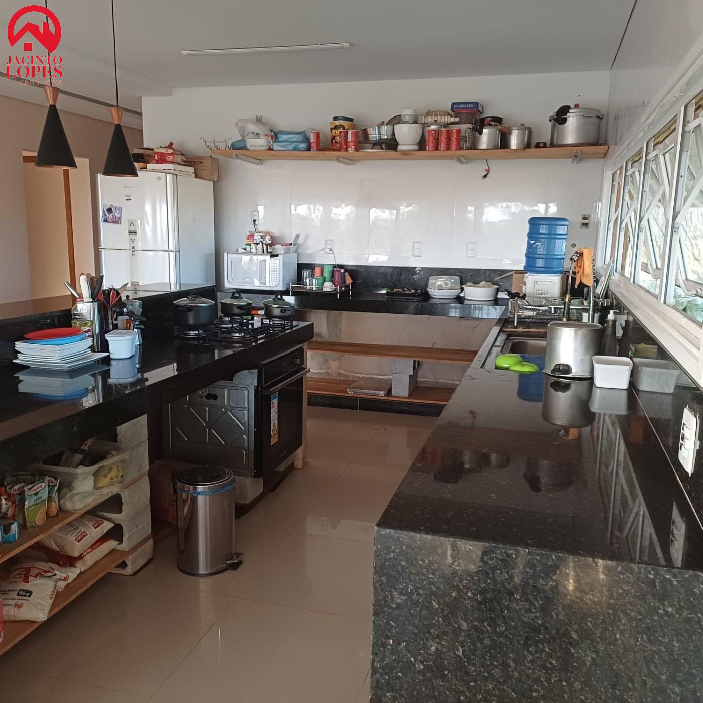 Chácara à venda com 3 quartos, 300m² - Foto 16