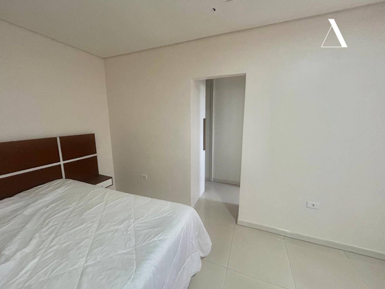 Casa à venda com 3 quartos, 234m² - Foto 12