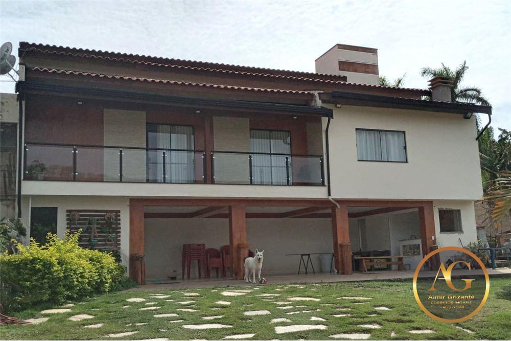 Casa de Condomínio à venda com 3 quartos, 206m² - Foto 1