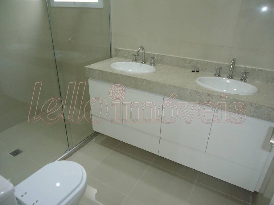 Apartamento para alugar com 3 quartos, 135m² - Foto 20