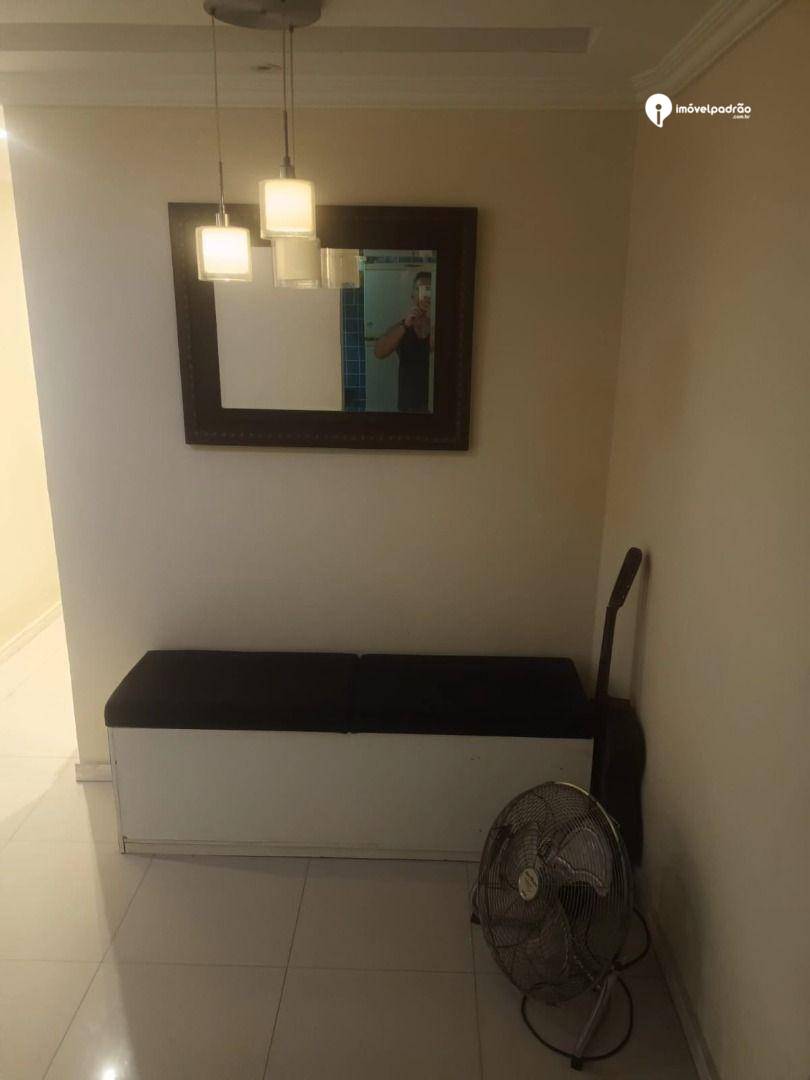 Apartamento à venda com 2 quartos, 63m² - Foto 12