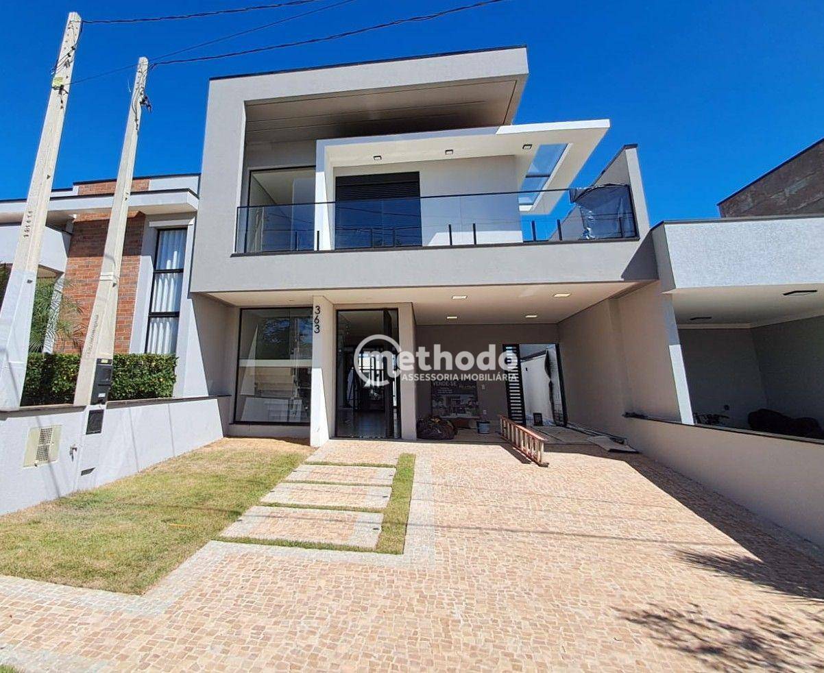 Casa de Condomínio à venda com 3 quartos, 210m² - Foto 1